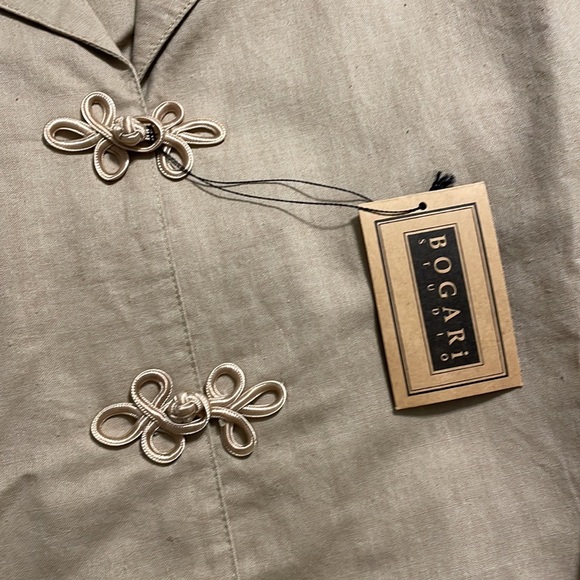 NWT - Bihari Studio - Tan Blouse - Medium - Picture 3 of 6